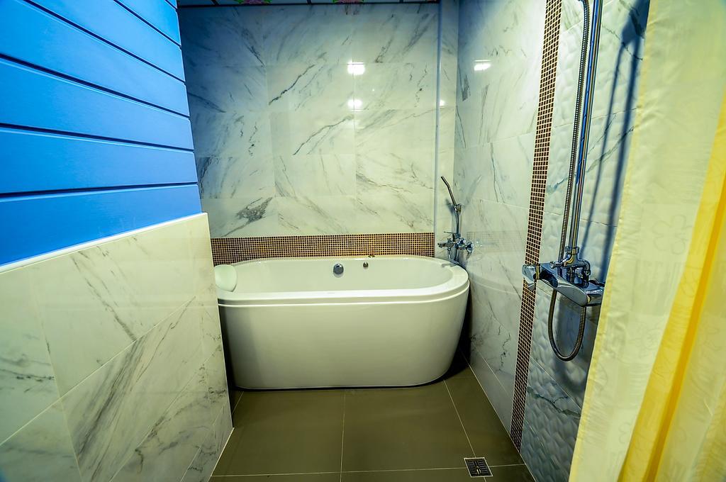 Lenoi Buri Hostel Phatthalung Εξωτερικό φωτογραφία