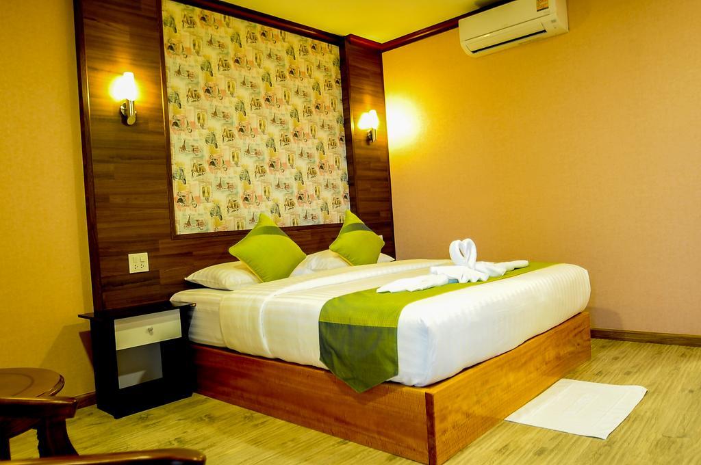 Lenoi Buri Hostel Phatthalung Εξωτερικό φωτογραφία